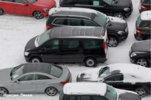 Из автосалона в Петербурге угнали 11 дорогостоящих автомобилей