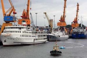 Доходы и налоговые отчисления в бюджеты всех уровней ГП "АМПУ" за 2013 г.