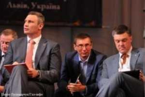 Хочется вести свою кампанию не "против" конкурентов, а "за" конкретные изменения городской жизни - Ю.Луценко