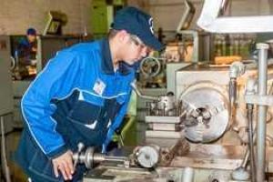 Сильнейших токарей среди студентов определяют в Кировограде