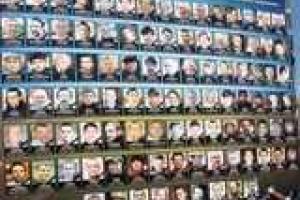 Семьям погибших "Небесной сотни" начали выплачивать денежную помощь