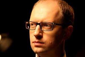 Мы обеспечим всем равные возможности для участия в избирательном процессе - А.Яценюк