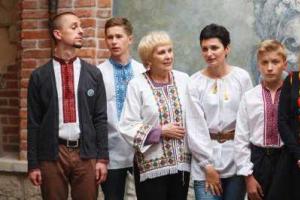 День вышиванки отметили на Прикарпатье
