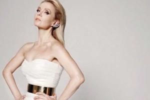 46-летняя Валерия сверкнула ножками