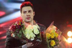 Пластический хирург помог звезде "Х-Фактора" Олегу Кензову 