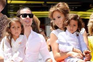 Дженнифер Лопес справилась с ролью "воспитательницы"