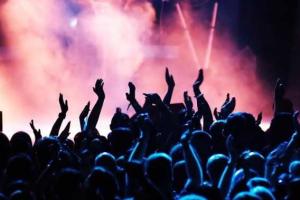  Зарубежные артисты отказываются выступать в Украине