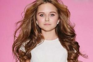 14-летняя дочь Дмитрия Маликова рано созрела