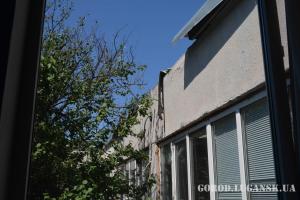 В Луганске снаряд попал в детский сад №134