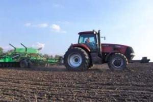 Сбор урожая на полях Донбасса под угрозой срыва
