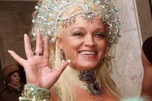 Надежда Кадышева сделала поклоннице царский подарок