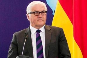 Одних санкций недостаточно, надо остановить поставки оружия боевикам - Штайнмайер