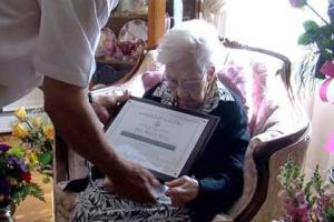 100-летняя американка получила аттестат о среднем образовании