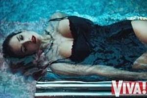 Татьяна Котова снова соблазняет своих поклонников