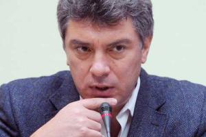 Вся Россия пашет, чтобы Путин и Москва процветали - Б.Немцов