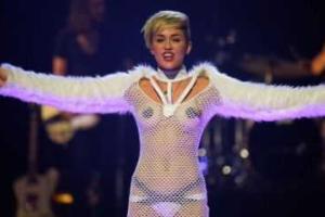 Скандально известной певице запретили выступать в Доминикане 