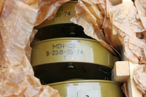 На минах, оставленных боевиками, подорвалось более 100 мирных жителей