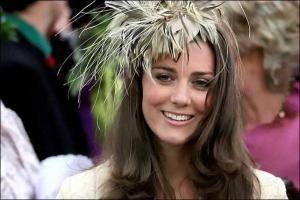 Кейт Миддлтон "встала на тропу войны" с Елизаветой II