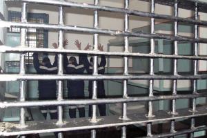 Пожизненно осужденные заключенные выходят на свободу в Луганске