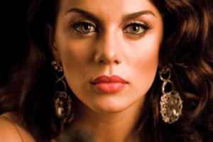 "Безмозглый" водитель угробил машину экс-солистки группы "ВИА Гра" 