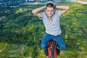 Киевский экстремал Mustang Wanted - автор арт-перформанса в Москве 