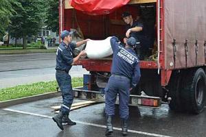 Почти 800 тонн товаров первой необходимости будет доставлено для жителяй восточных регионов 