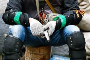 Украинцы, бежавшие от войны в Россию, рискуют вернуться в рядах "ополчения"