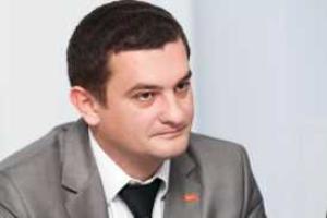Готовясь к миру, следует вооружать армию - Р.Чернега