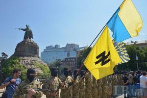 Какими показаны украинские добровольцы в иностранных СМИ?
