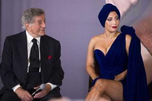 Леди Гага в Бельгии блистала в роскошном наряде