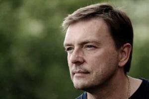 "Мент" Нилов общается с младшим сыном только по телефону