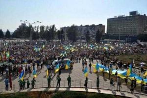 Жители Запорожья требуют от русского народа прекратить войну