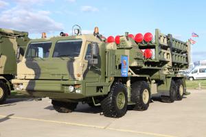 СНБО: На юг Луганщины прошла колонна российской военной техники