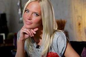 Певица Глюкоза порадовала поклонников натуральной красотой