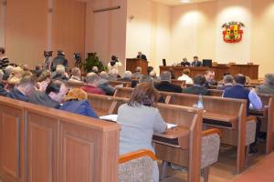Луганский горсовет собирает депутатов на еженедельные собрания