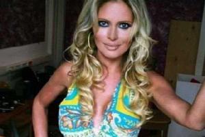 Дана Борисова выставила новую грудь напоказ