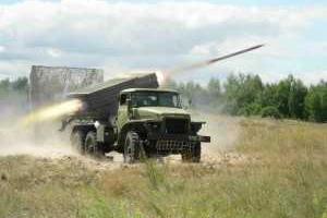 Боевики из "Градов" обстреляли населенные пункты Луганщины