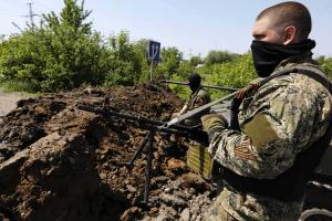 В день выборов боевики ЛНР ограничили выезд жителей с подконтрольных территорий