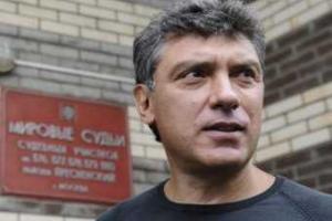 Пропутинские активисты не простили Немцову "неаккуратное" высказывание о Путине