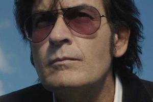 Чарли Шин "под кайфом" напал с ножом на своего дантиста