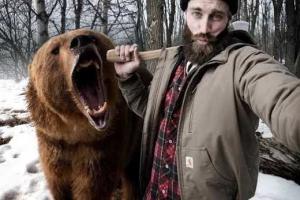 Селфи с медведями попало под запрет в США