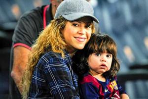 Маленький сын Шакиры побывал на футбольном матче 