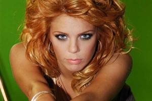 Анастасия Стоцкая выложила в Сеть трогательное фото с обнаженной грудью