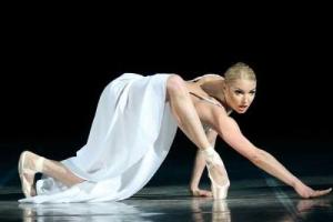 Анастасия Волочкова вновь выкинула в сеть свои больные ноги