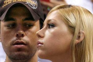 Энрике Иглесиас разлюбил российскую теннисистку