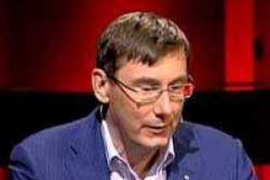 Луценко: Переговоры лучше, чем атака с невероятным количеством жертв