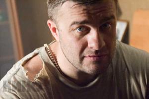 Актер Пореченков взял в руки оружие против украинцев