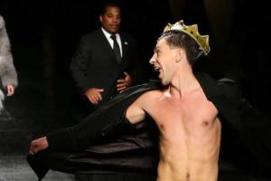 Украинский пранкер продолжает демонстрировать свои "прелести"