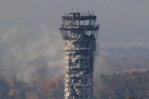 Пресс-центр АТО: артиллерия достойно ответила на обстрел аэропорта 