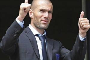 Лицом модного бренда Mango стал футболист Зинедин Зидан  